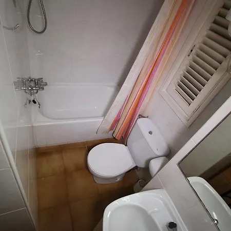 Apartmán Estudis Africa *